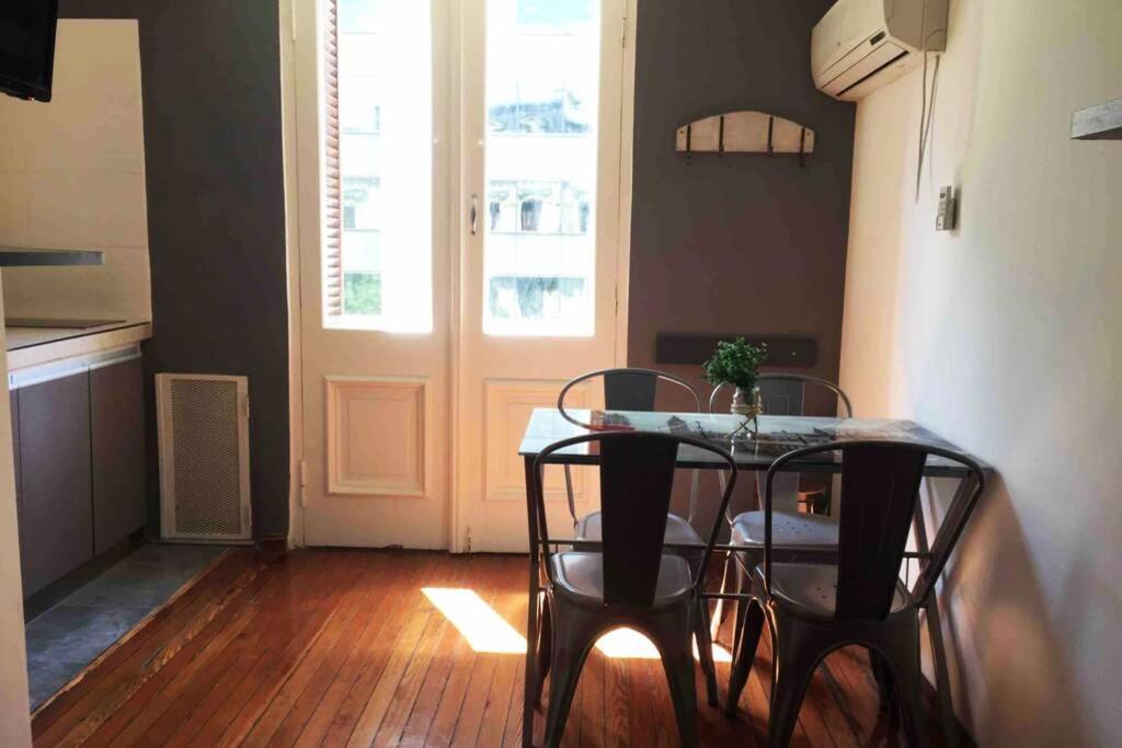 Duplex En Centro Historico Y Turistico Sobre Av. De Mayo Buenos Aires Eksteriør billede