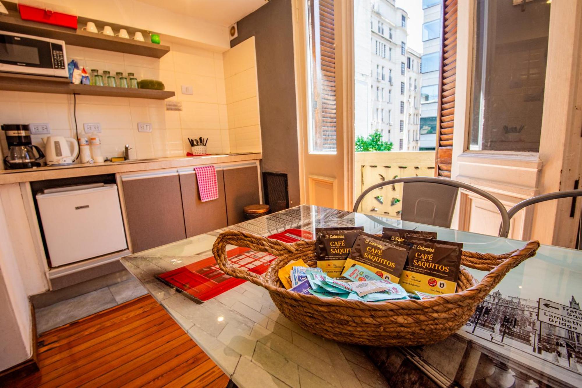 Duplex En Centro Historico Y Turistico Sobre Av. De Mayo Buenos Aires Eksteriør billede