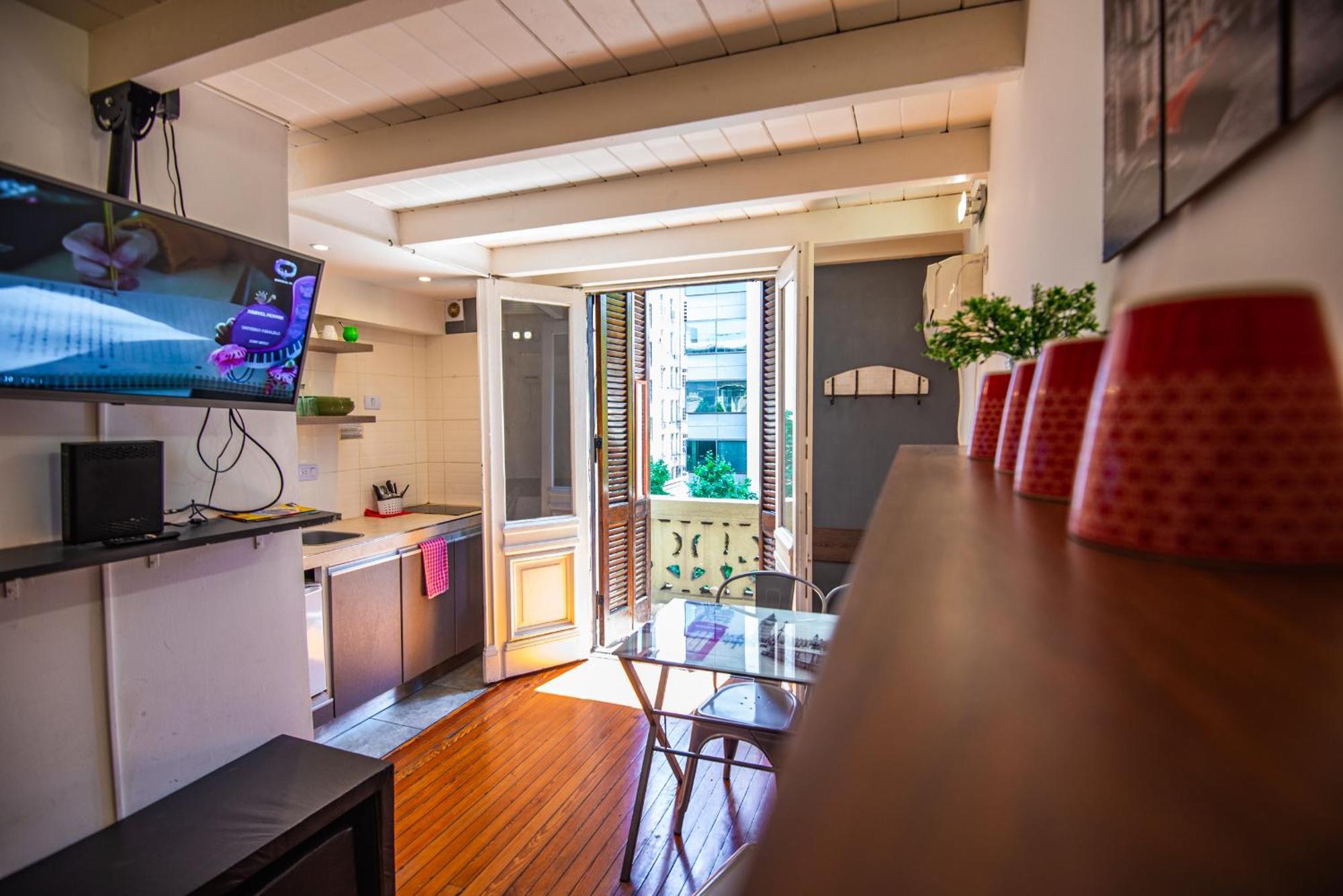 Duplex En Centro Historico Y Turistico Sobre Av. De Mayo Buenos Aires Eksteriør billede
