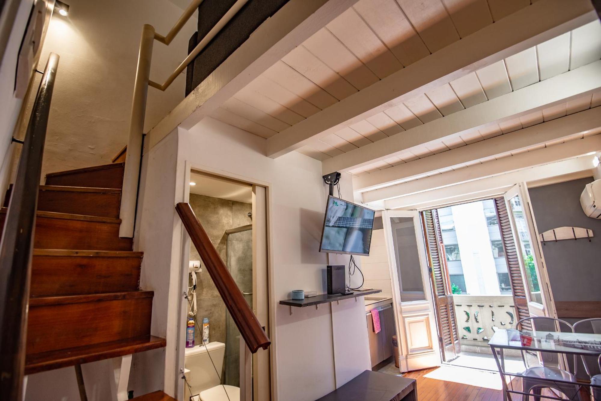 Duplex En Centro Historico Y Turistico Sobre Av. De Mayo Buenos Aires Eksteriør billede
